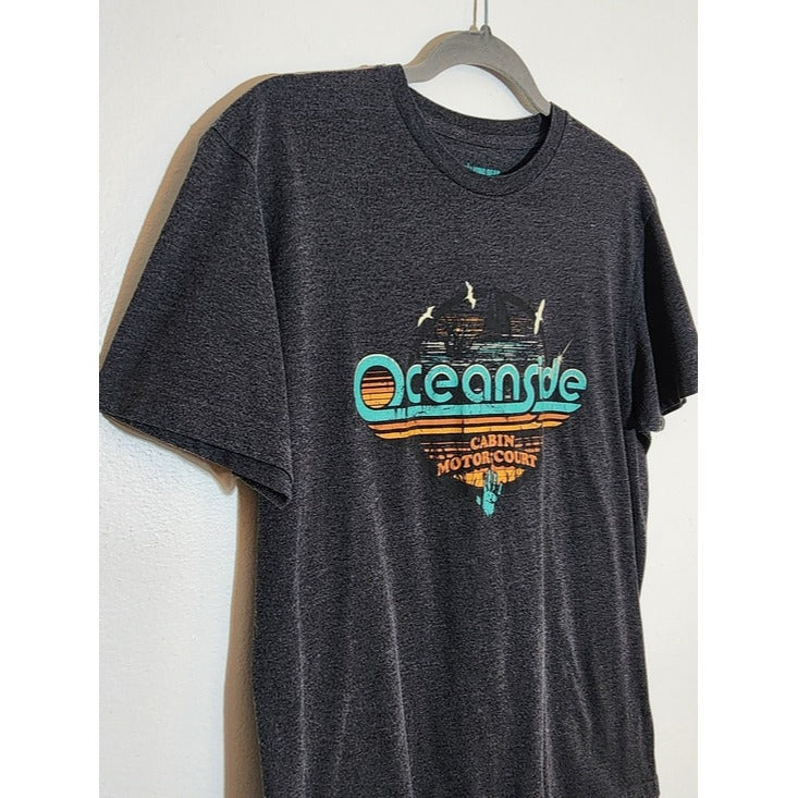 The Walking Dead Supply Drop Oceanside Cabin Motor Court Graphic Tee Size Large