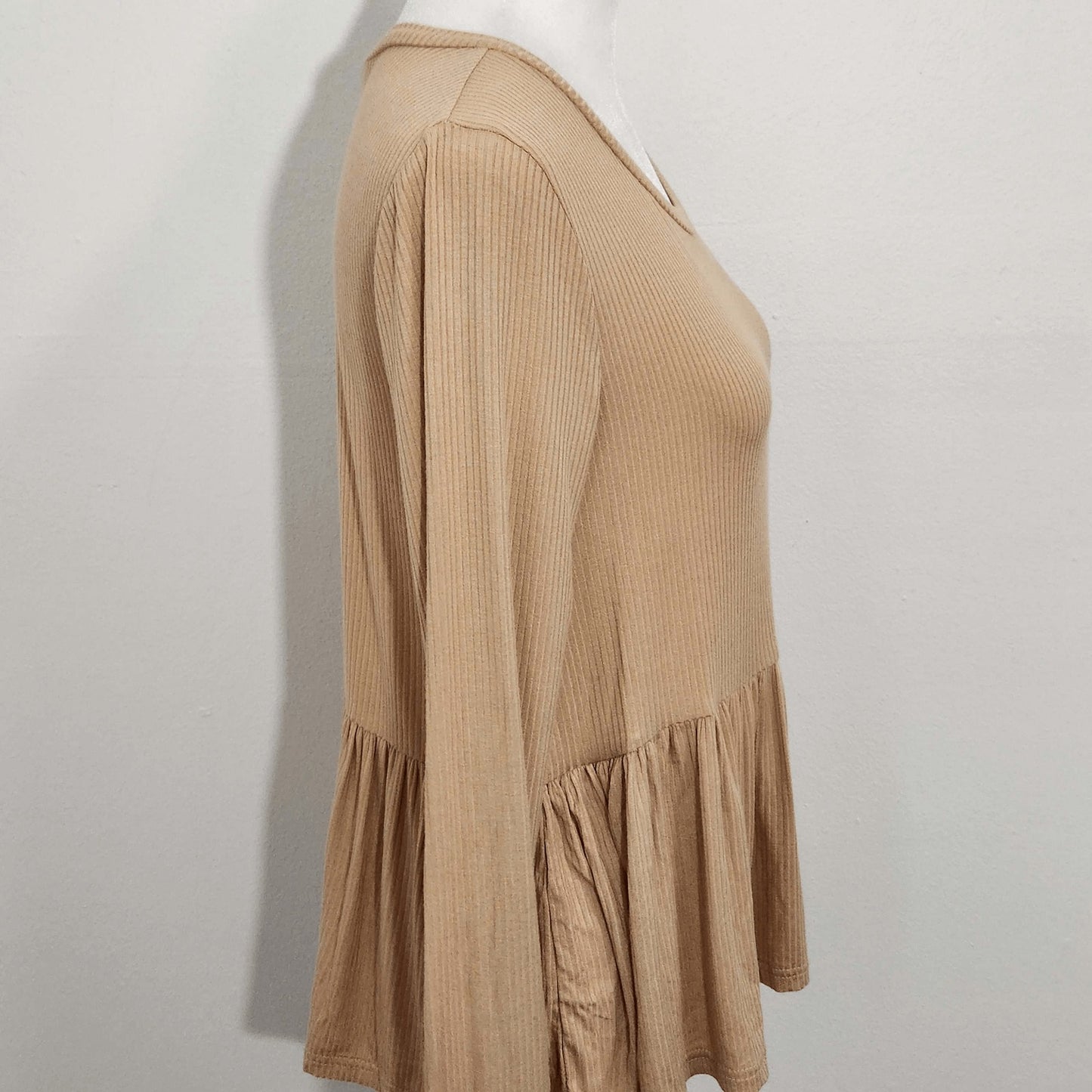 Tan Babydoll Top Size Small NWT Tan Ribbed Knit Boho Top