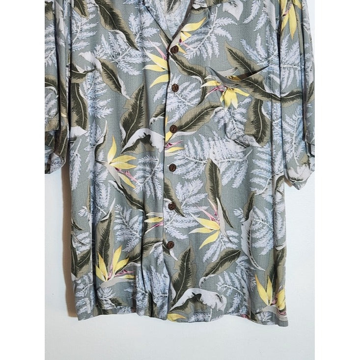 Sandwich Isle Sage Green Hawaiian Shirt Size Medium