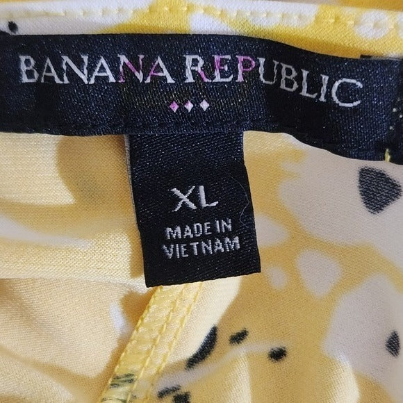 Banana Republic Yellow Floral Wrap Dress Size XL Floral Faux Wrap Dress