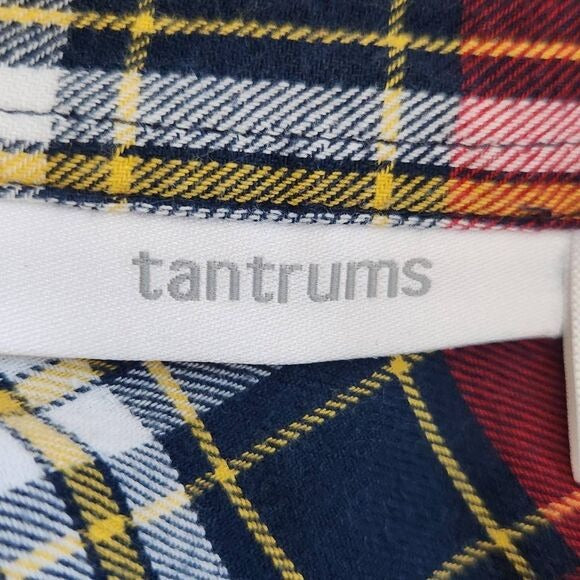 Tantrums Red and Navy Plaid Flannel Button Down Shirt Size Medium