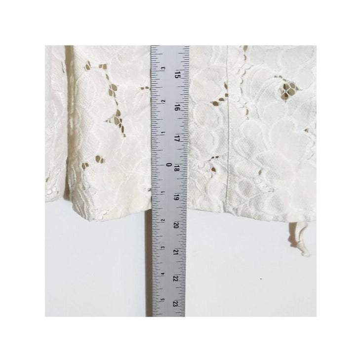 Cabi Cream Lace Button Down Shacket Size Medium