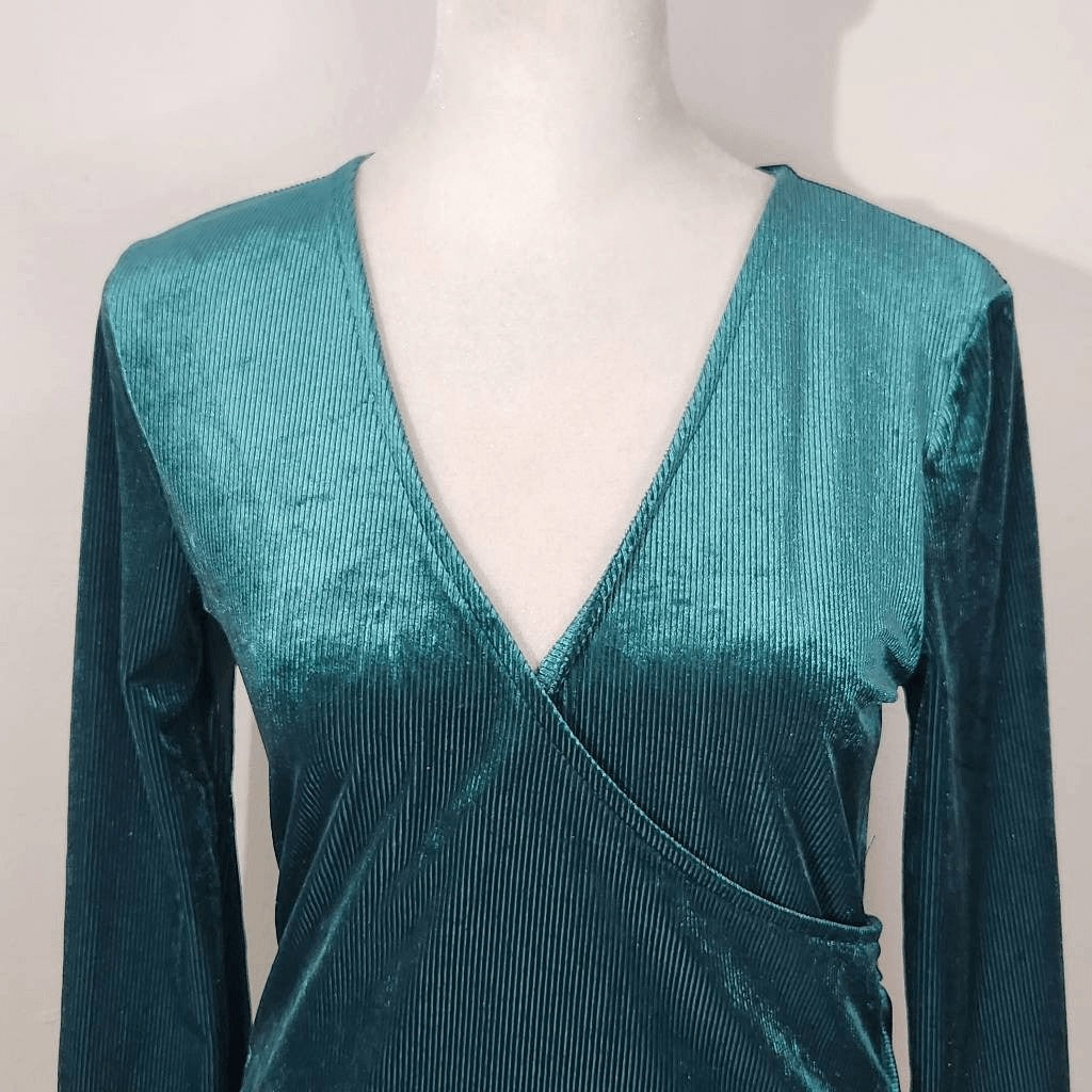 Express Green Velvet Ribbed Wrap Top NWT Size XS Dressy Green Velvet Top