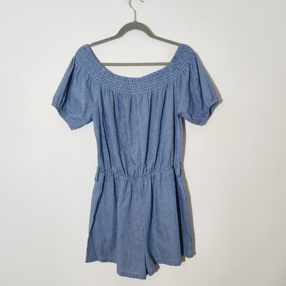 Fashion Nova Short Sleeve Blue and White Stripe Chambray Romper Size Medium NWT