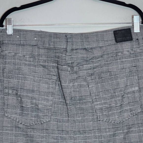 American Eagle Black and White Plaid Mini Skirt Size 14 Preppy Plaid Skirt