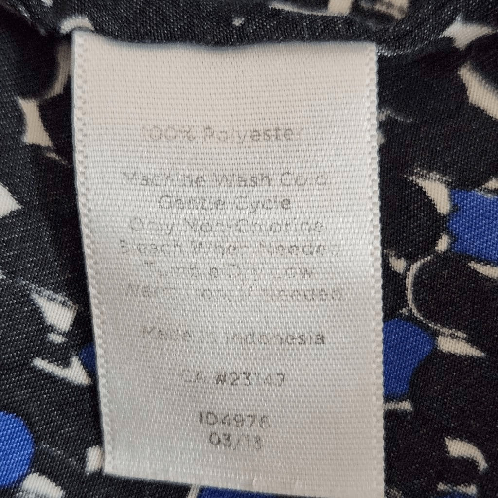 Talbots Blue and Black Sleeveless Blouse Size Small Black and Blue Print Top