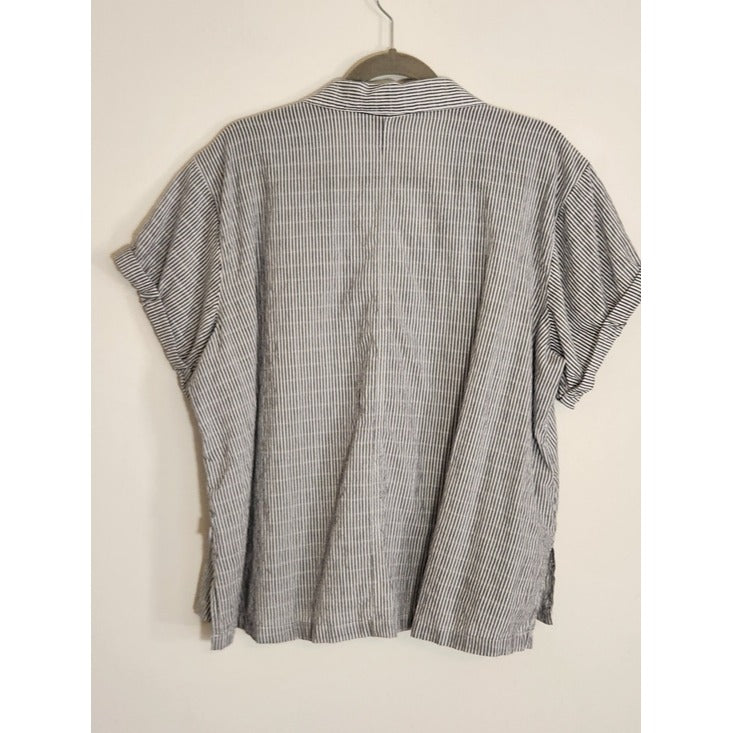 Eddie Bauer Black and White Striped Button-Down Shirt Size XL