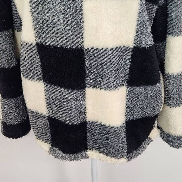 Stillwater Supply Black and Cream Fleece Pullover Size Large Buffalo Check Fleec