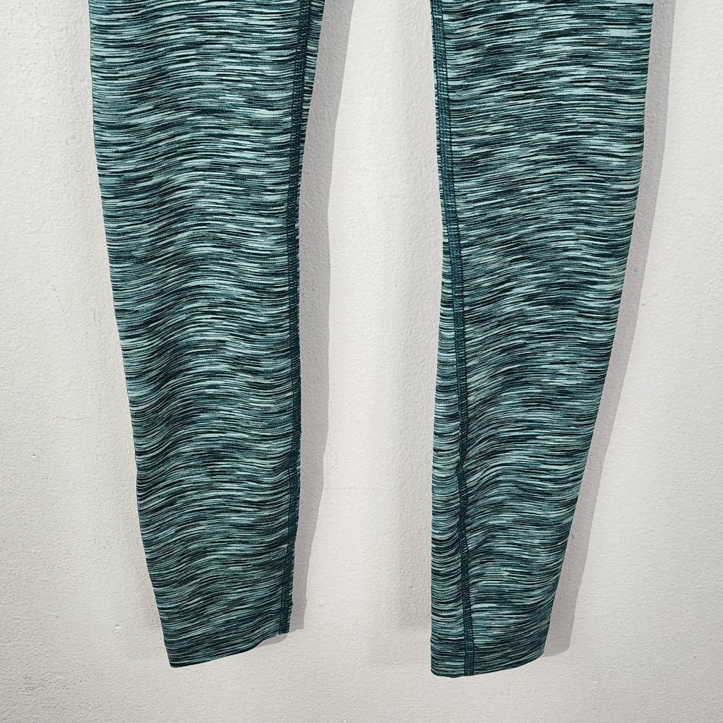 Outdoor Voices Green Leggings NWT Size XXS Green Athletic Leggings