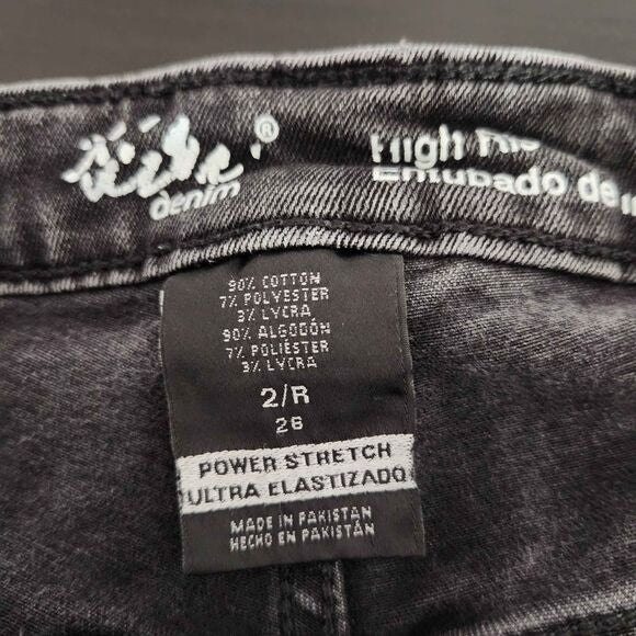 Mossimo Black High-Rise Skinny Jeans Size 2R/26