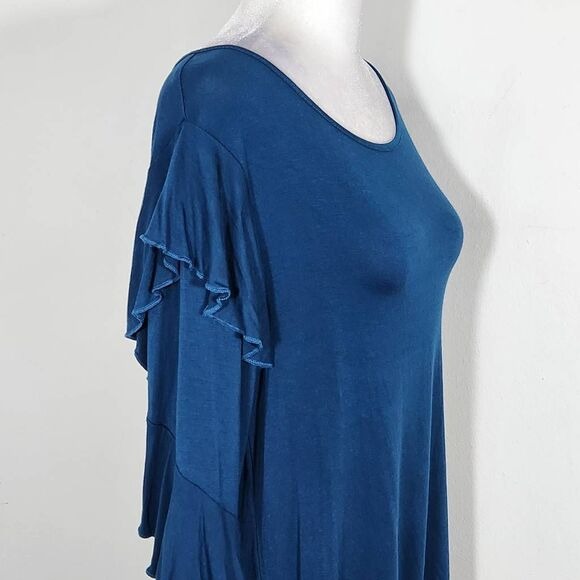 Liz Claiborne Blue Knit Top with Ruffle Sleeves Size Small, New