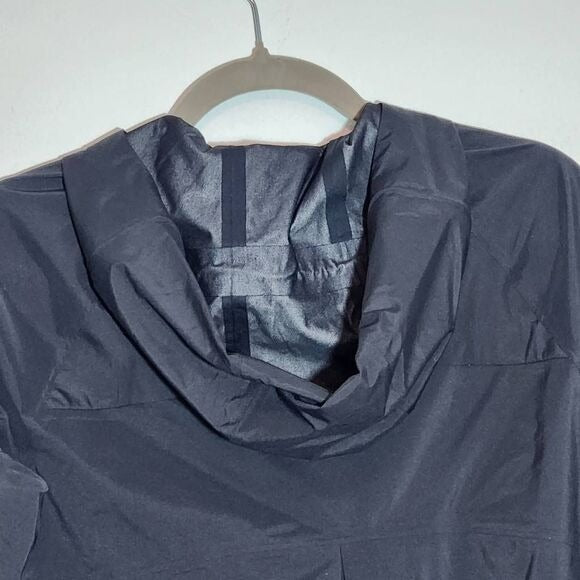 Nike Women Black Windbreaker Pullover Sz Small Nike Zonal AeroShield Jacket New