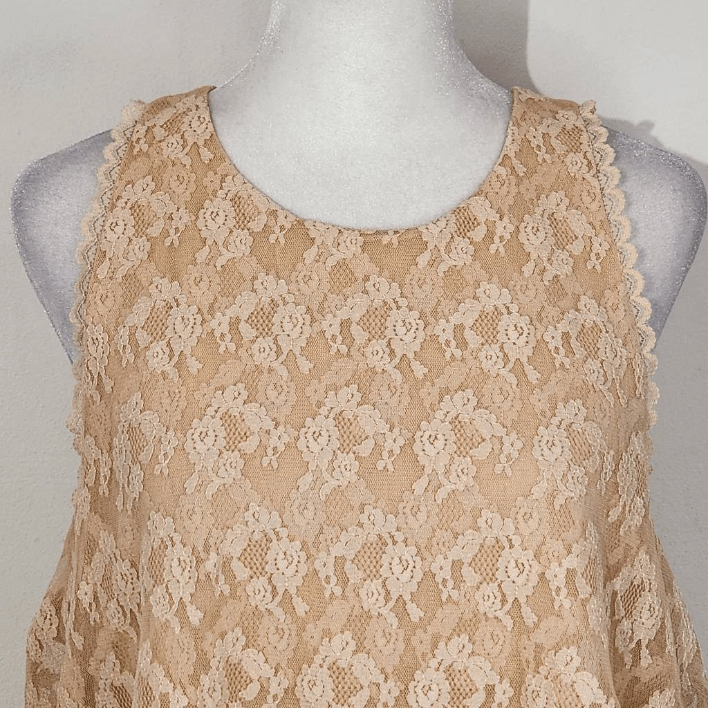 Anthropologie Peach Ruffled Layer Lace Sleeveless Top Size 12 Coquette Lace Top