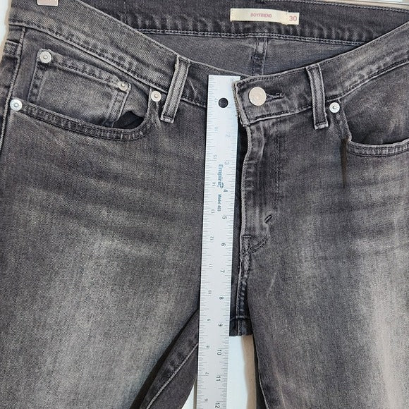 Levi’s Gray Washed Cropped Boyfriend Jeans Size 30