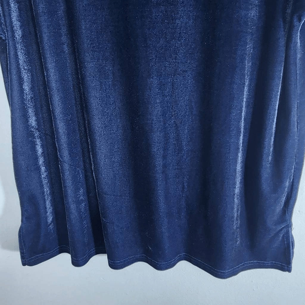 Wishlist Short Sleeve Navy Velvet Tee Size S/M Dark Blue Velvet T-Shirt