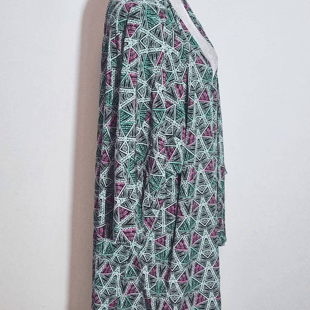LuLaRoe Green and Pink Geometric Print Kimono Size Large LuLaRoe Colorful Kimono