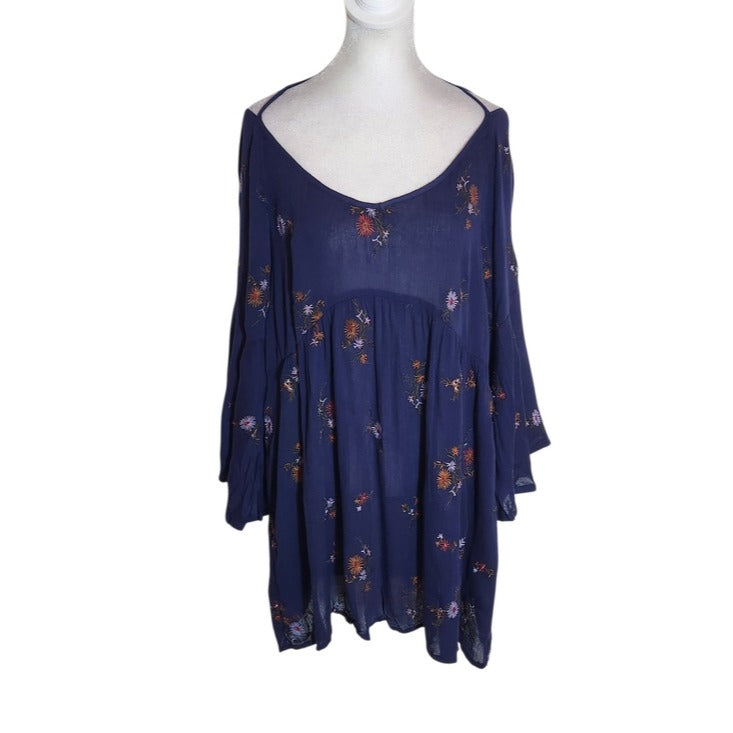 Nostalgia Navy Embroidered Oversized Boho Babydoll Tunic Size Medium