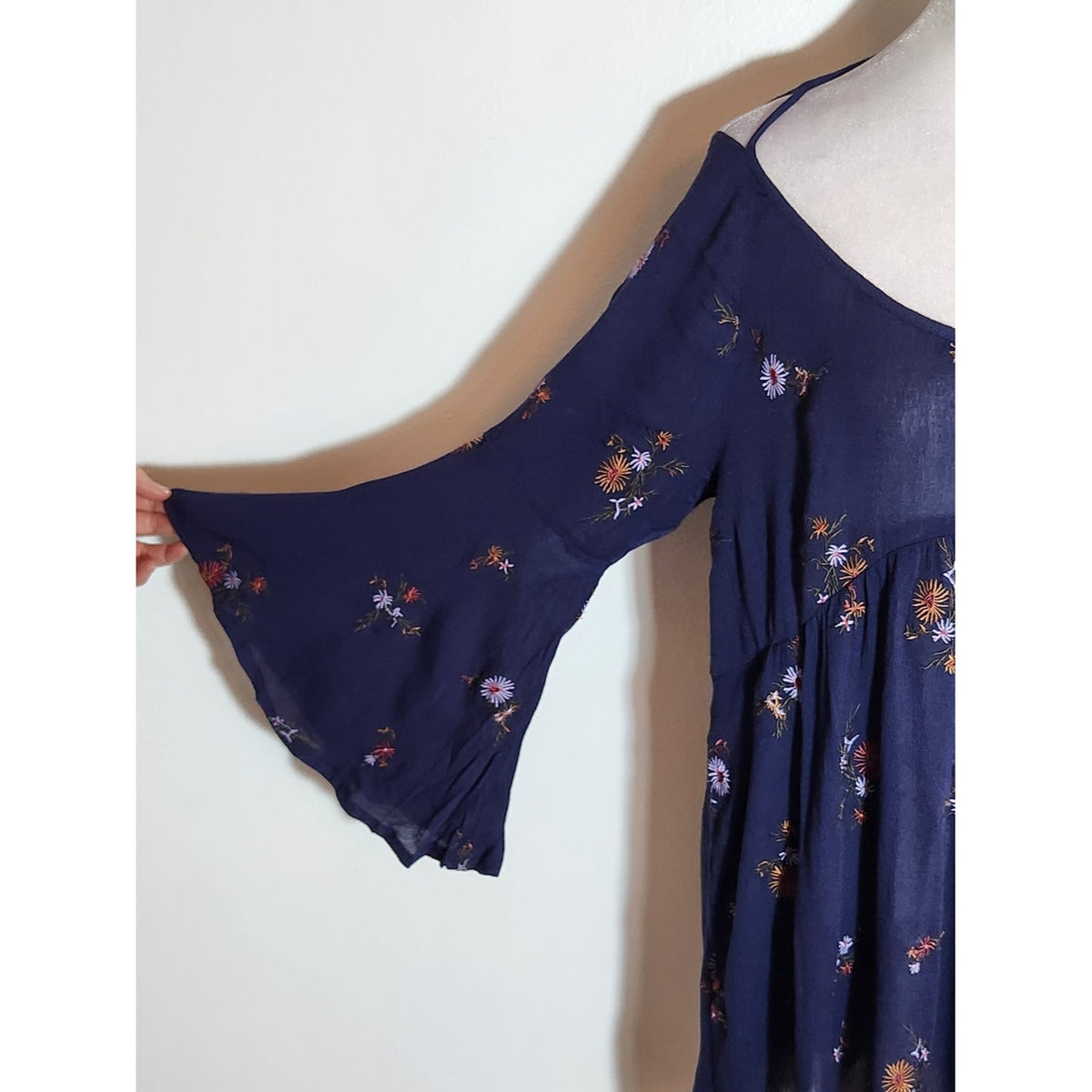 Nostalgia Navy Embroidered Oversized Boho Babydoll Tunic Size Medium