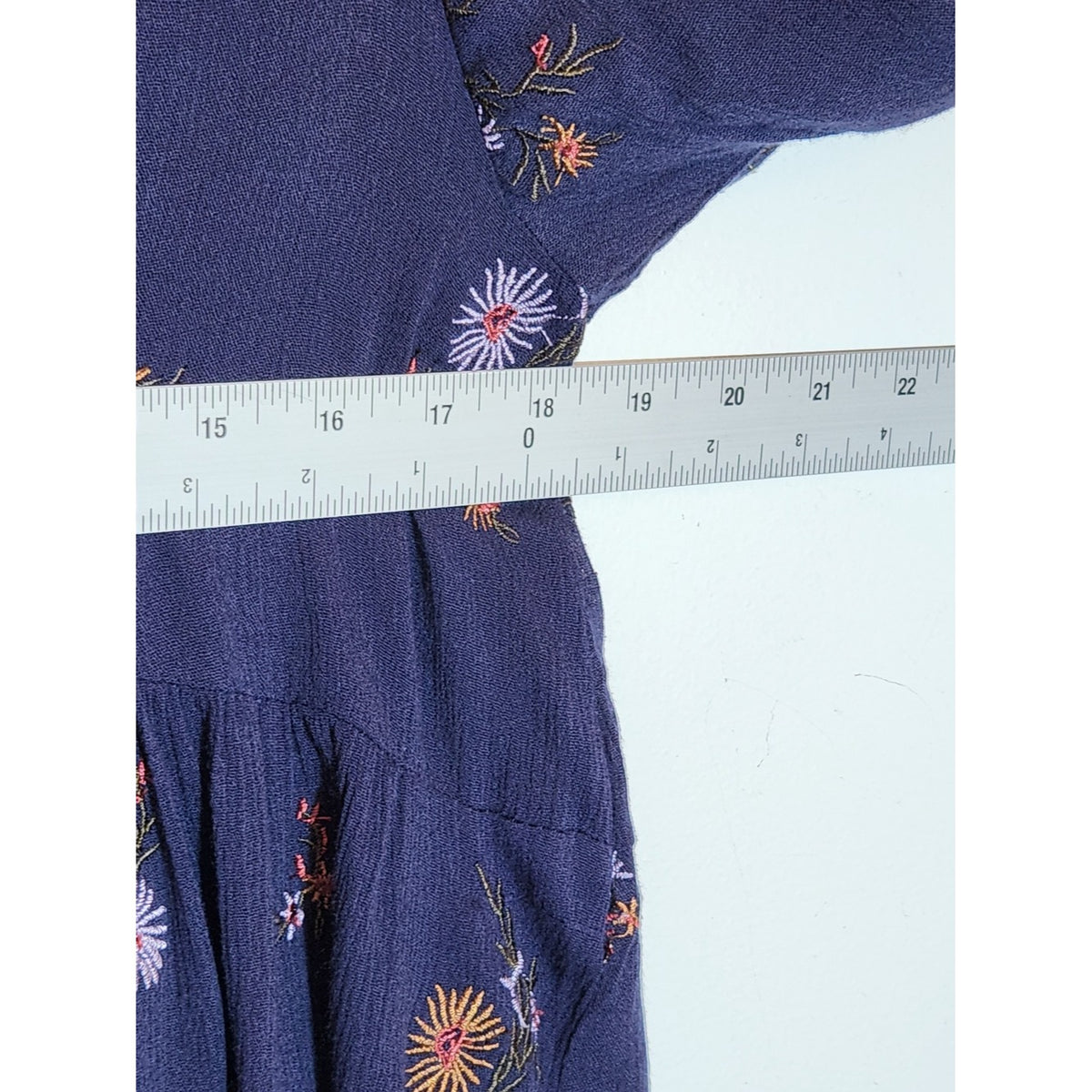 Nostalgia Navy Embroidered Oversized Boho Babydoll Tunic Size Medium