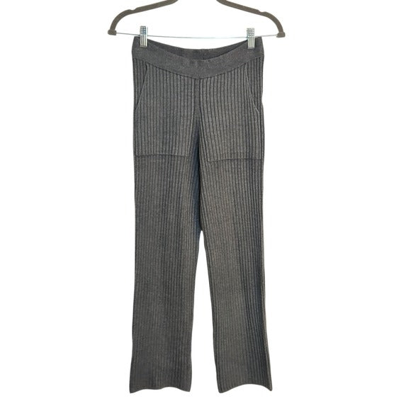 One Grey Day Heather Gray Ribbed Knit Pull On Cropped Pants Size Medium NWT