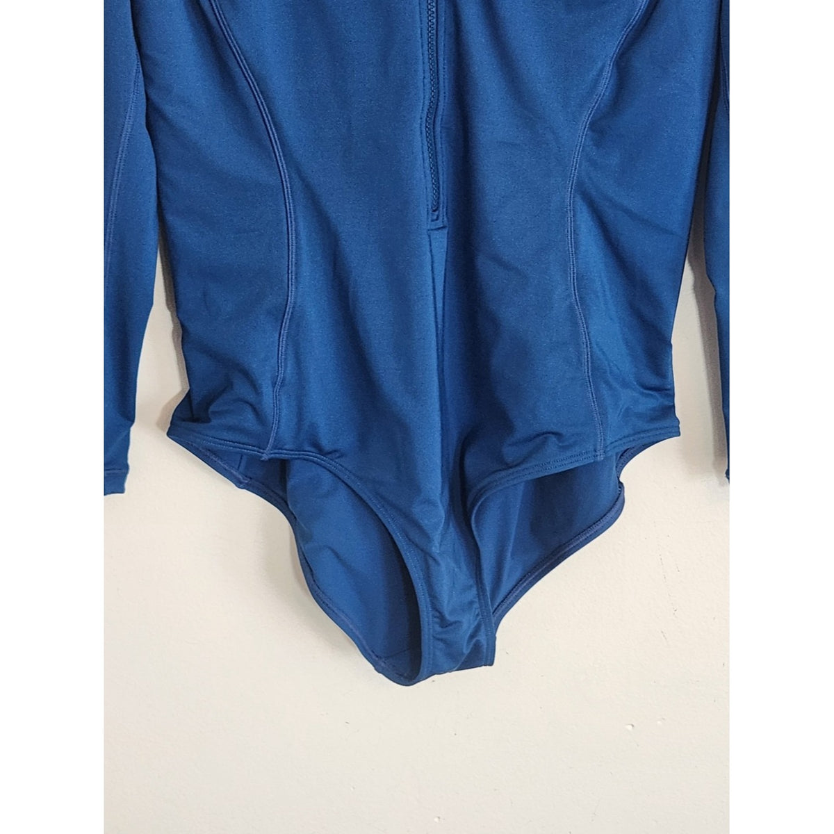 Athleta Blue Long Sleeve One Piece Swimwear Rash Guard Size Large