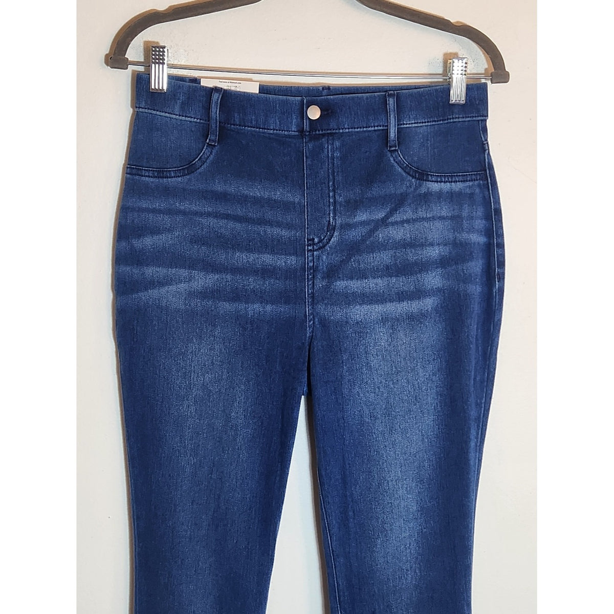 Time and Tru Medium Wash High-Rise Pull-On Stretch Jeggings NWT Size Medium