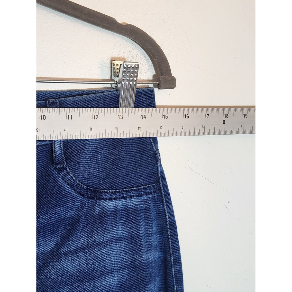 Time and Tru Medium Wash High-Rise Pull-On Stretch Jeggings NWT Size Medium