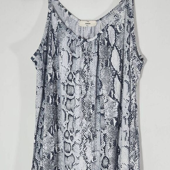 Entro Gray and Black Snakeskin Cropped Jumpsuit with Wide Legs Size Small