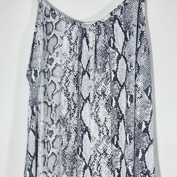 Entro Gray and Black Snakeskin Cropped Jumpsuit with Wide Legs Size Small