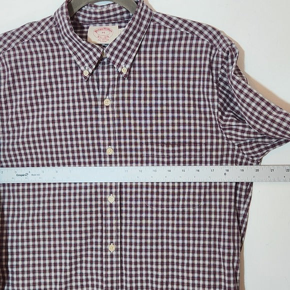 Brooks Brothers Red Plaid Long Sleeve Button Up Shirt Size Medium