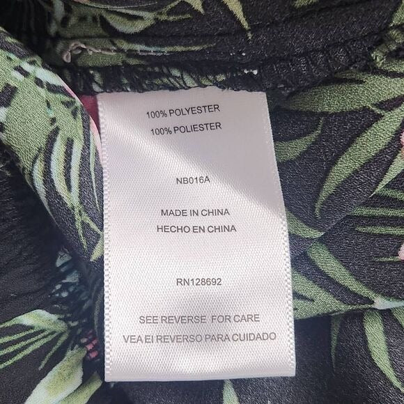 Madden NYC Black and Pink Floral Pull-on Shorts Size Large Tropical Flowy Shorts