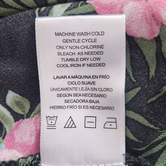Madden NYC Black and Pink Floral Pull-on Shorts Size Large Tropical Flowy Shorts