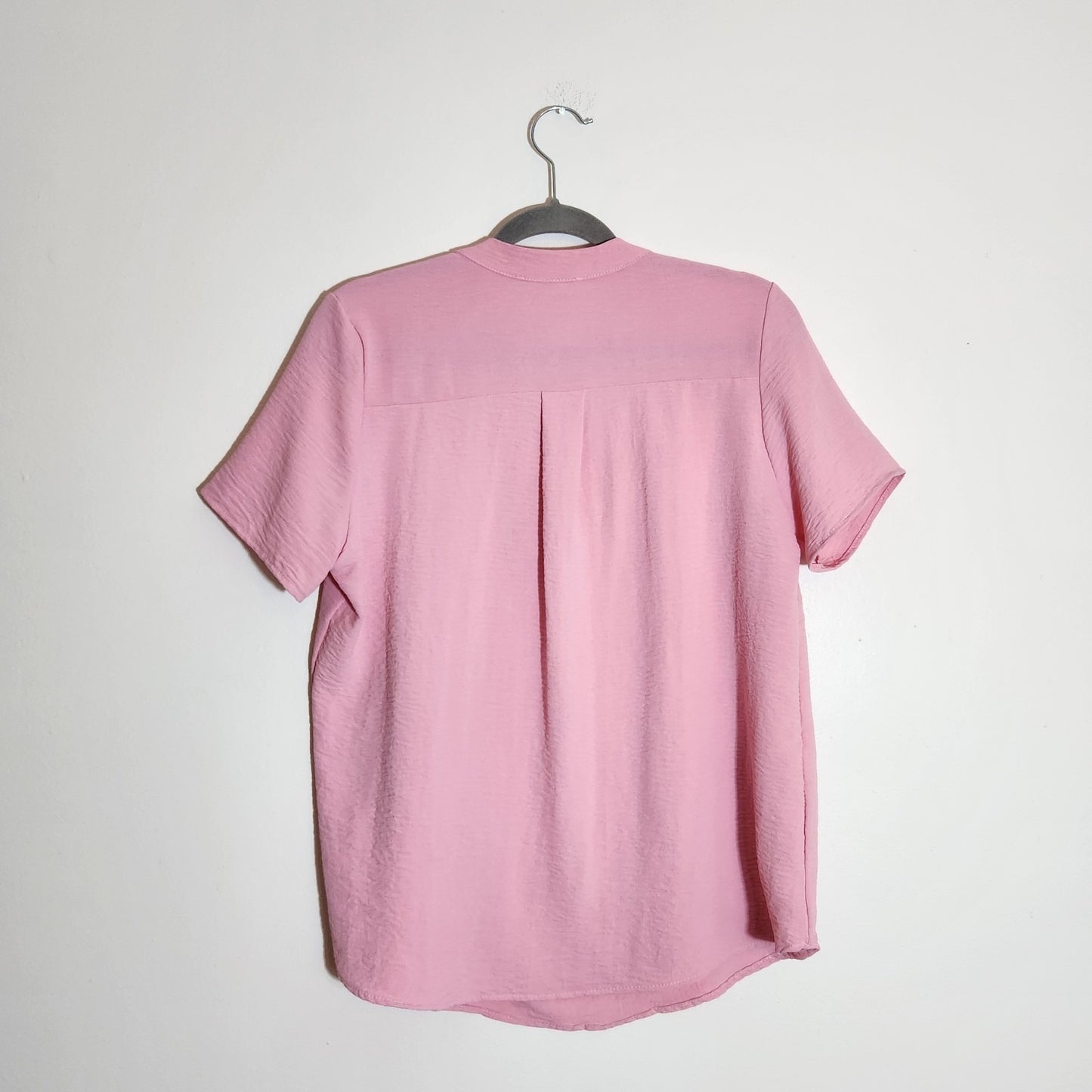 Entro Pink V-Neck Blouse Size Medium