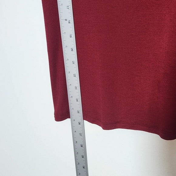 Fabletics Cranberry Red Turtleneck Size Large NWT