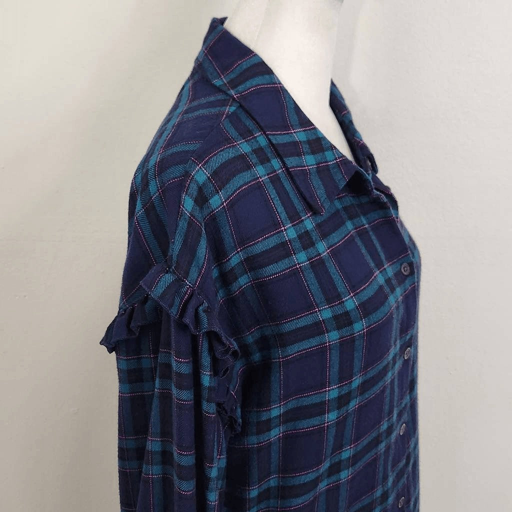Candace Cameron Bure Navy Plaid Flannel Size XS Plaid Button Down Shirt