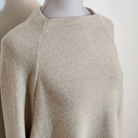 H&M Cream and Tan Fuzzy Knit Sweater Size Large