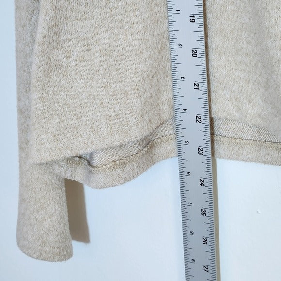 H&M Cream and Tan Fuzzy Knit Sweater Size Large