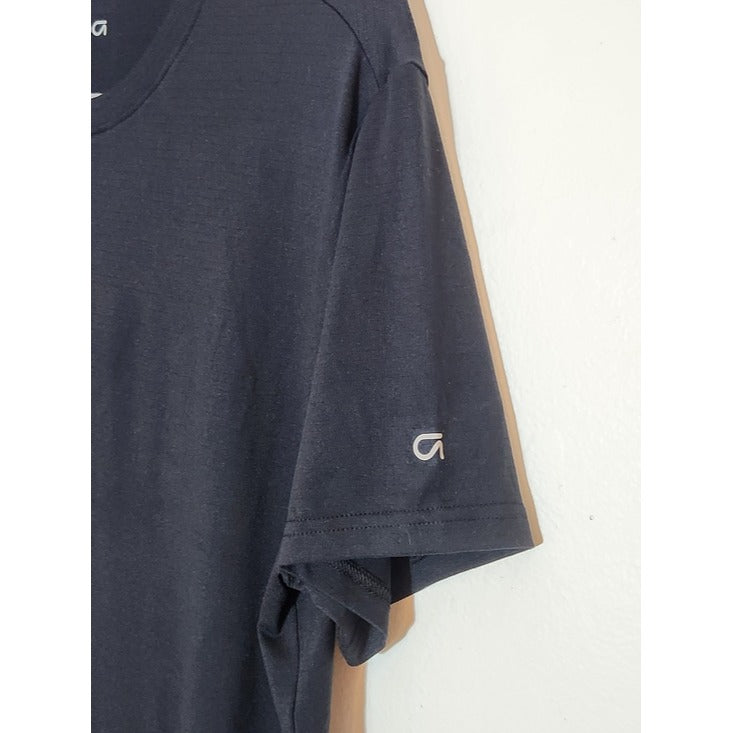Gap Fit Black Athletic Tee Size Small NWOT