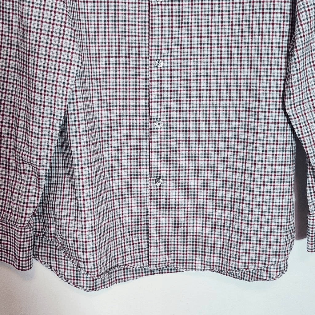 Hart Schaffner Marx Burgundy and Gray Plaid Button Down Shirt Size Medium