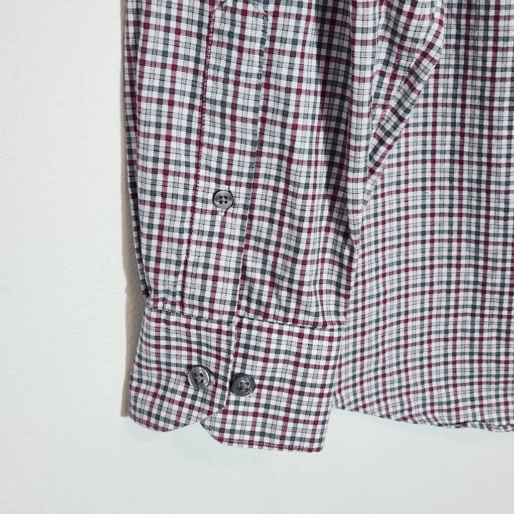 Hart Schaffner Marx Burgundy and Gray Plaid Button Down Shirt Size Medium
