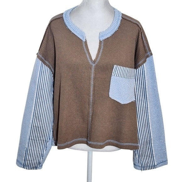 POL Brown and Blue Oversized Distressed Waffle Knit Top Size Large