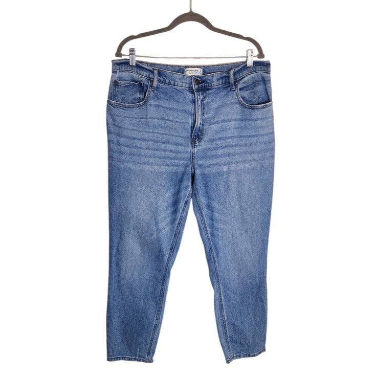 Abercrombie & Fitch Light Wash High Rise The Skinny Cropped Jeans Size 16/33