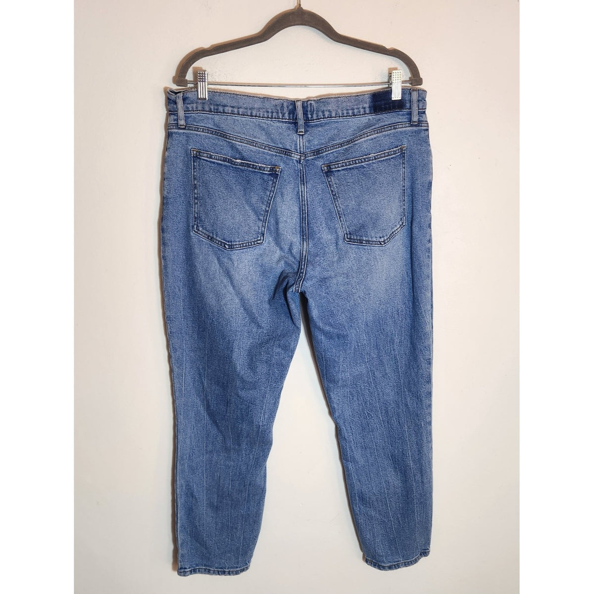 Abercrombie & Fitch Light Wash High Rise The Skinny Cropped Jeans Size 16/33