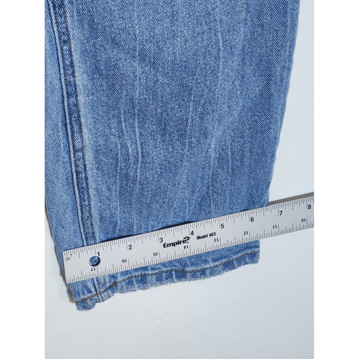 Abercrombie & Fitch Light Wash High Rise The Skinny Cropped Jeans Size 16/33