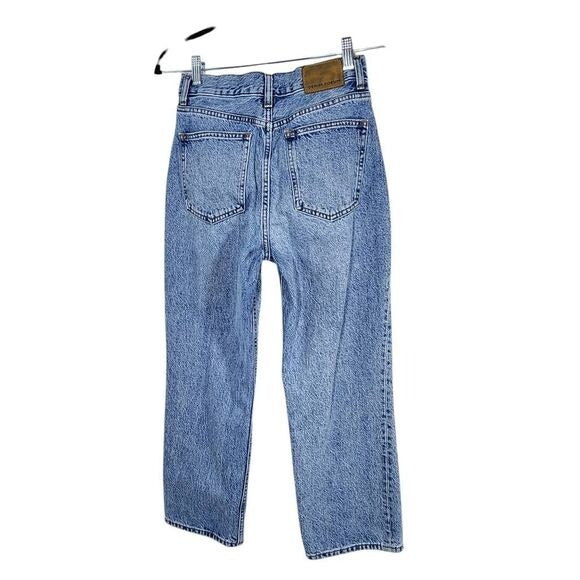Denim Forum Cropped Straight Leg Jeans Size 24