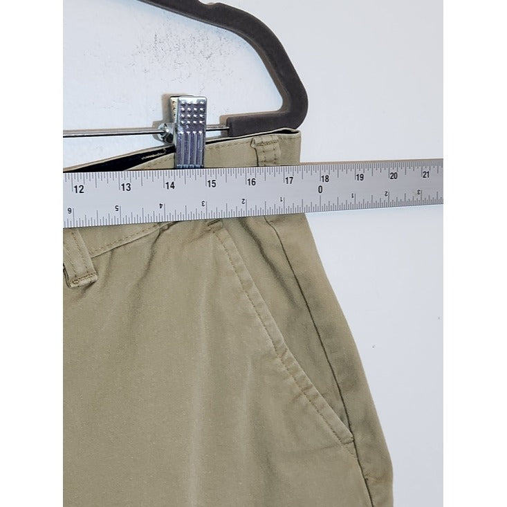 Club Room Khaki Flat Front Shorts Size 36