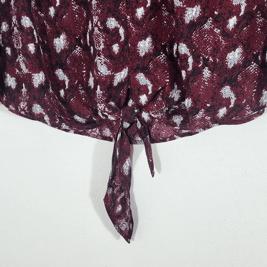 West K Oxblood Snakeskin Print Blouse Size Small NWOT Burgundy Snakeskin Top