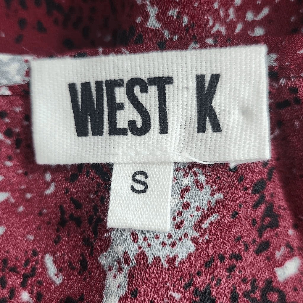 West K Oxblood Snakeskin Print Blouse Size Small NWOT Burgundy Snakeskin Top