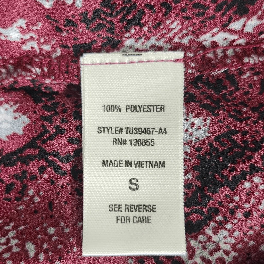 West K Oxblood Snakeskin Print Blouse Size Small NWOT Burgundy Snakeskin Top