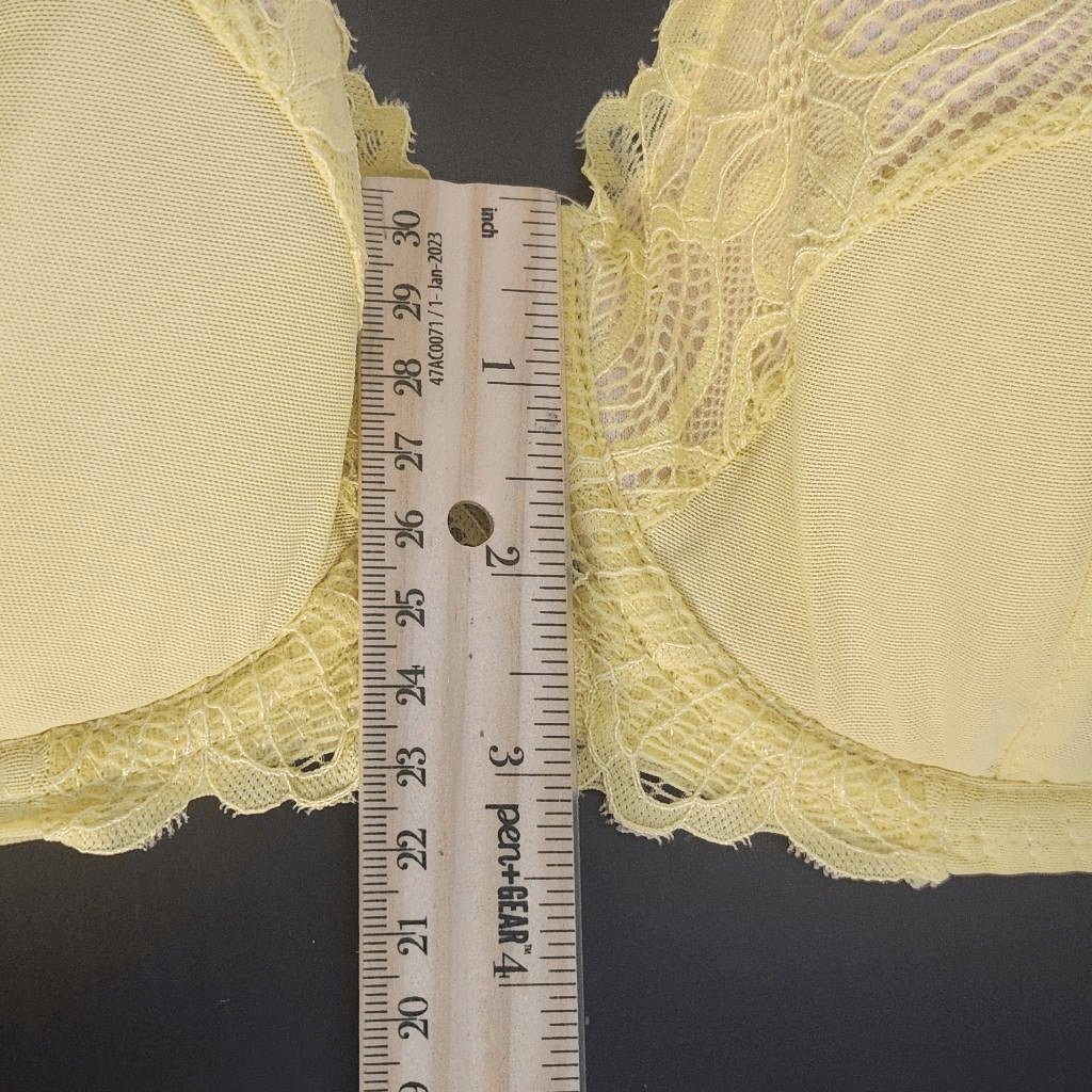Frederick's of Hollywood Butter Yellow Balconette Bra Size 32D NWT Lingerie Show